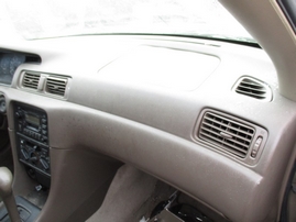 1999 TOYOTA CAMRY LE GOLD 2.2L AT Z15057